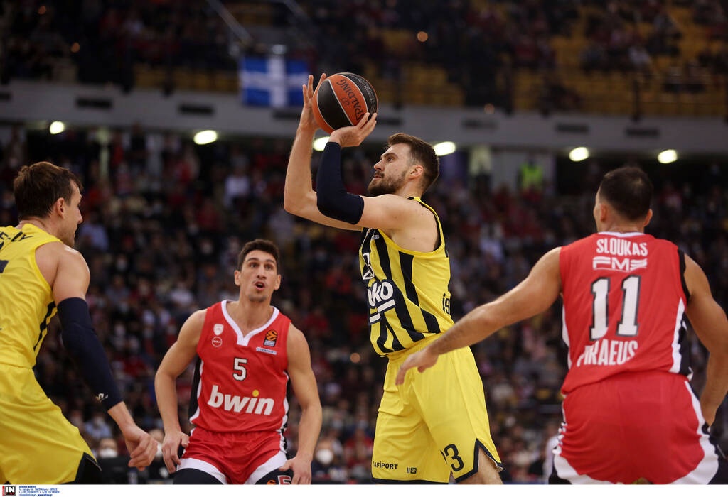 Ολυμπιακός-Φενέρμπαχτσε 67-65: «Εκτέλεση» από τον Σλούκα!