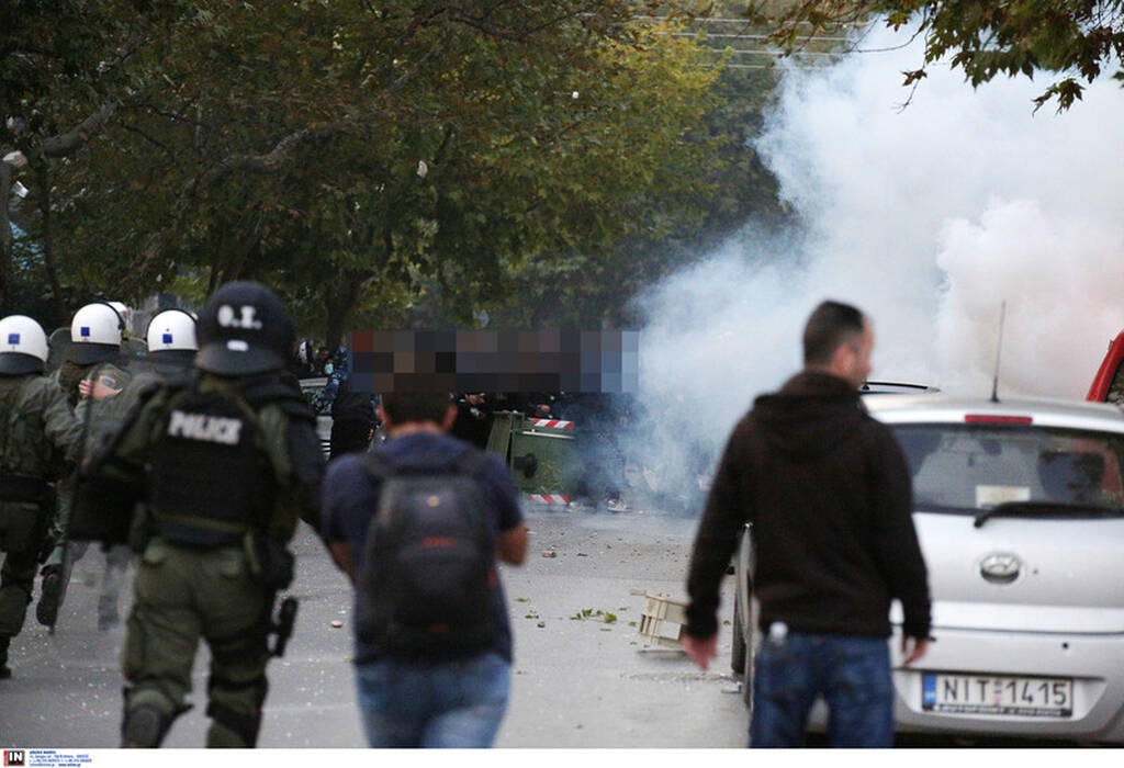 Επεισόδια έξω από την Τούμπα πριν το ΠΑΟΚ–Απόλλων Σμύρνης (video)