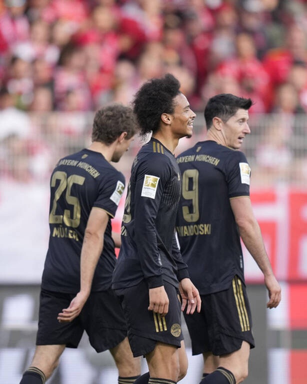 Bundesliga: Αντέδρασε με πεντάρα η Μπάγερν - Ακολουθούν Ντόρτμουντ, Φράιμπουργκ (video+photos)