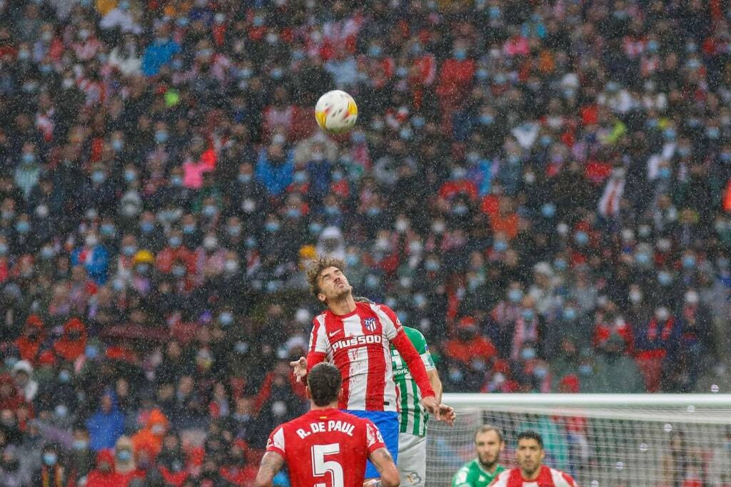La Liga: Άνετα η Ατλέτικο την Μπέτις (Photos)