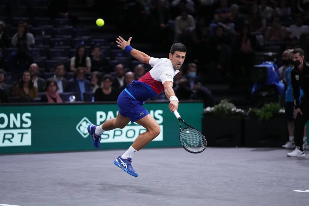 Paris Masters: «Ίδρωσε» αλλά τα προκρίθηκε στον 3ο γύρο ο Νόλε (videos+photos)