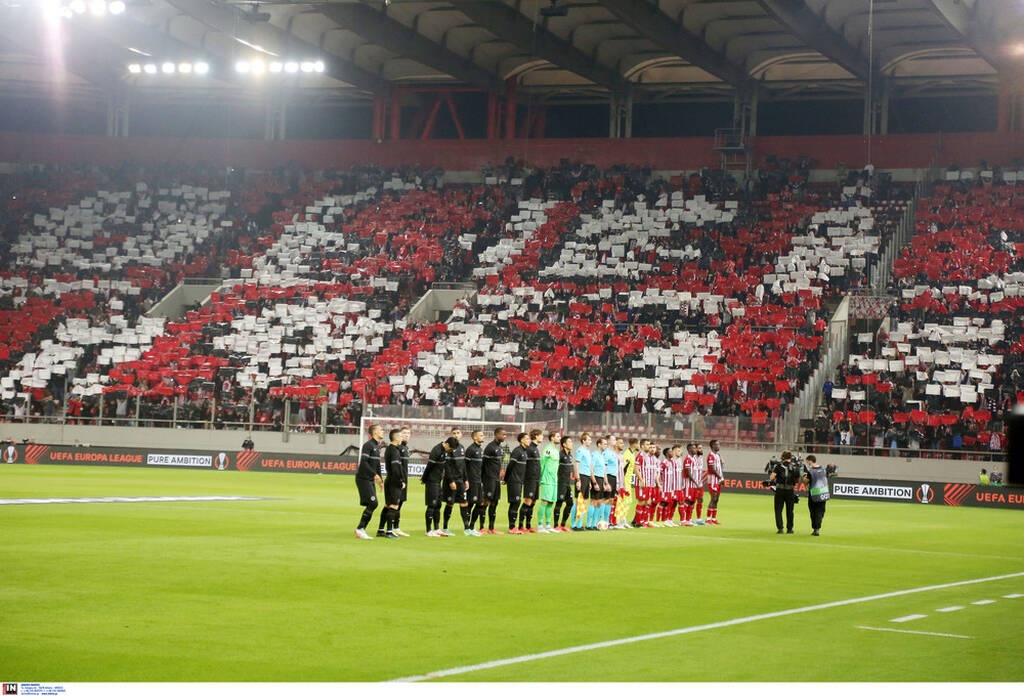 Ολυμπιακός-Άιντραχτ Φρανκφούρτης: Τρομερή ατμόσφαιρα στο «Γ. Καραϊσκάκης» (photos+video)