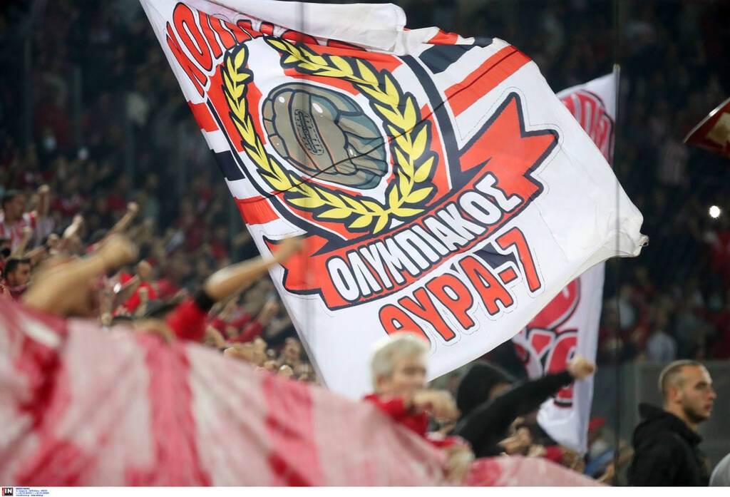 Ολυμπιακός-Άιντραχτ Φρανκφούρτης: Τρομερή ατμόσφαιρα στο «Γ. Καραϊσκάκης» (photos+video)