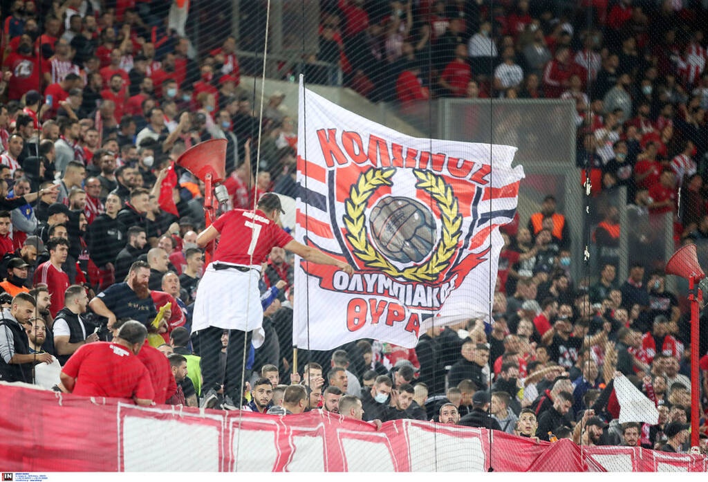 Ολυμπιακός-Άιντραχτ Φρανκφούρτης: Τρομερή ατμόσφαιρα στο «Γ. Καραϊσκάκης» (photos+video)