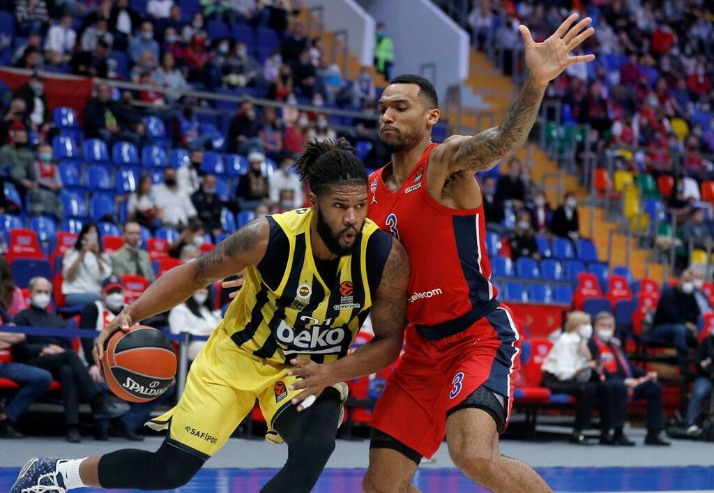 ΤΣΣΚΑ-Φενέρμπαχτσε 82-91: Κυρίαρχοι στη Μόσχα με Βέσελι-ΝτεΚολό!