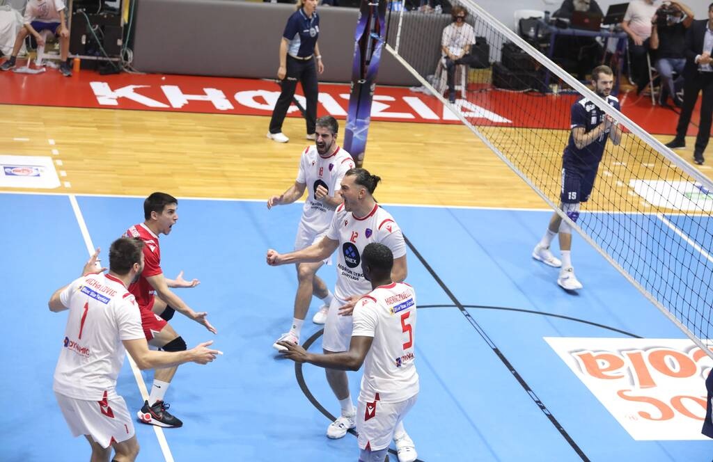 Βήμα πρόκρισης για τον Φοίνικα Σύρου στο League Cup! (Photos)