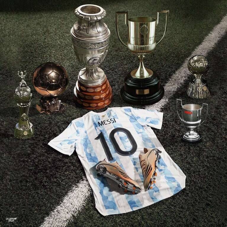 Ανατροπή από Μέσι: Αναφορές στο εξωτερικό για 7η Χρυσή Μπάλα! (Photos)