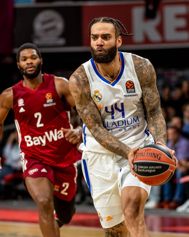 Μπάγερν-Ρεάλ Μαδρίτης 76-80: Zoρίστηκε αλλά πέρασε από το Μόναχο η «Βασίλισσα»