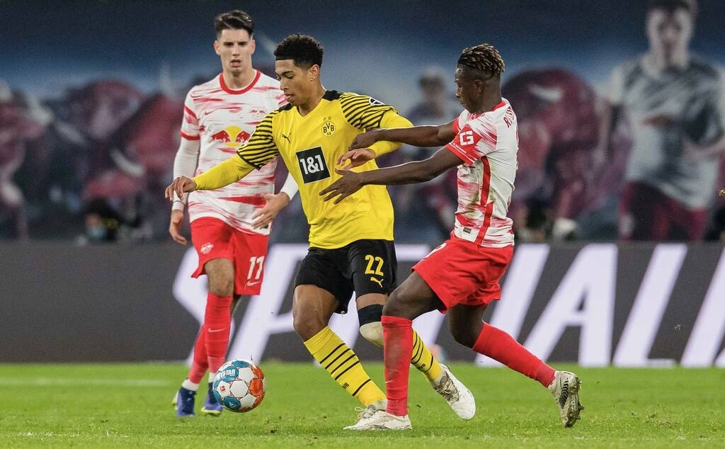Bundesliga: Άνετη νίκη και κορυφή για τη Μπάγερν (video+photos)