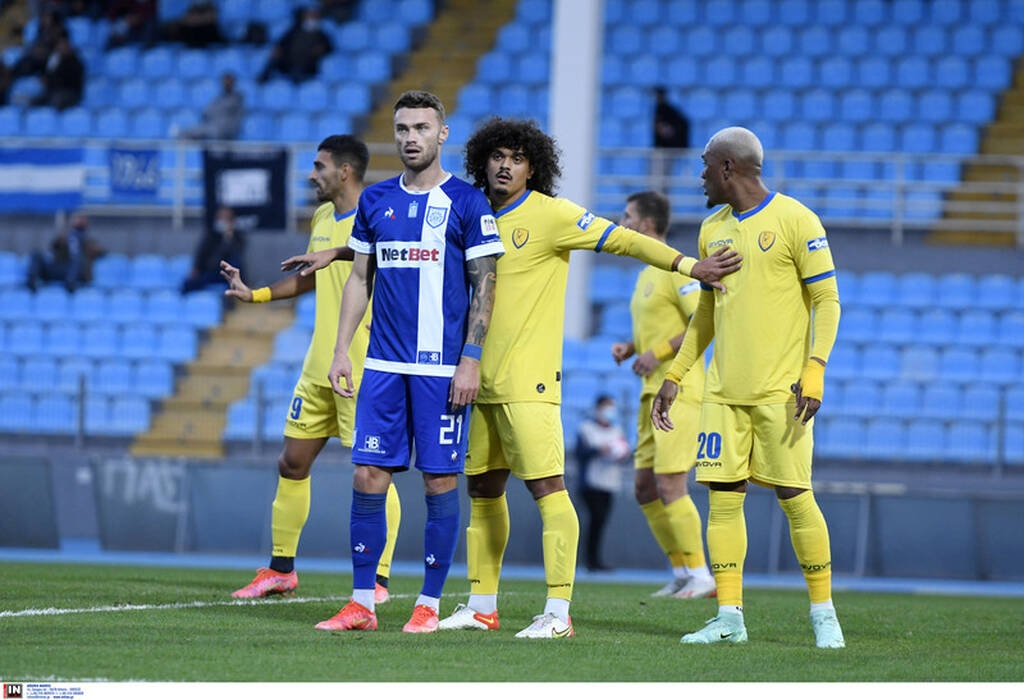 ΠΑΣ Γιάννινα-Παναιτωλικός: Εκνευρισμένος ο Αναστασίου με τη διαιτησία (photos)