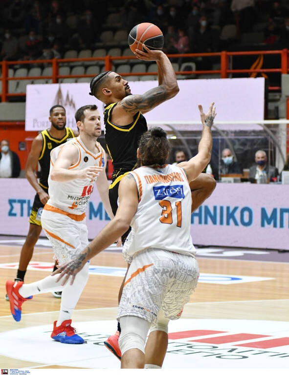 Άρης: «Πονοκέφαλος» με Χάνλαν ενόψει Ηρακλή