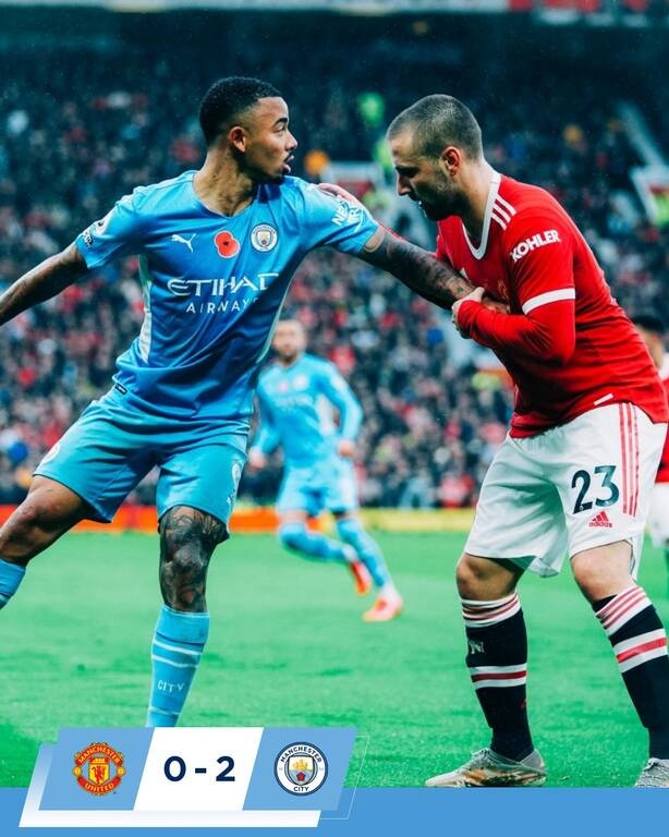 Premier League: Αφεντικό η Μάντσεστερ Σίτι, άνετα 2-0 στο ντέρμπι τη Μάντσεστερ Γιουνάιτεντ (video)