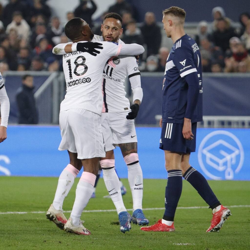 Ligue 1: Ζορίστηκε η Παρί Σεν Ζερμέν, αλλά νίκησε και κάνει περίπατο για τον τίτλο (video+photos)