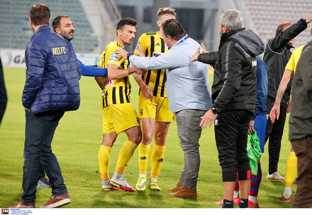 Βόλος-Άρης: Σύρραξη και μεταξύ των παικτών!
