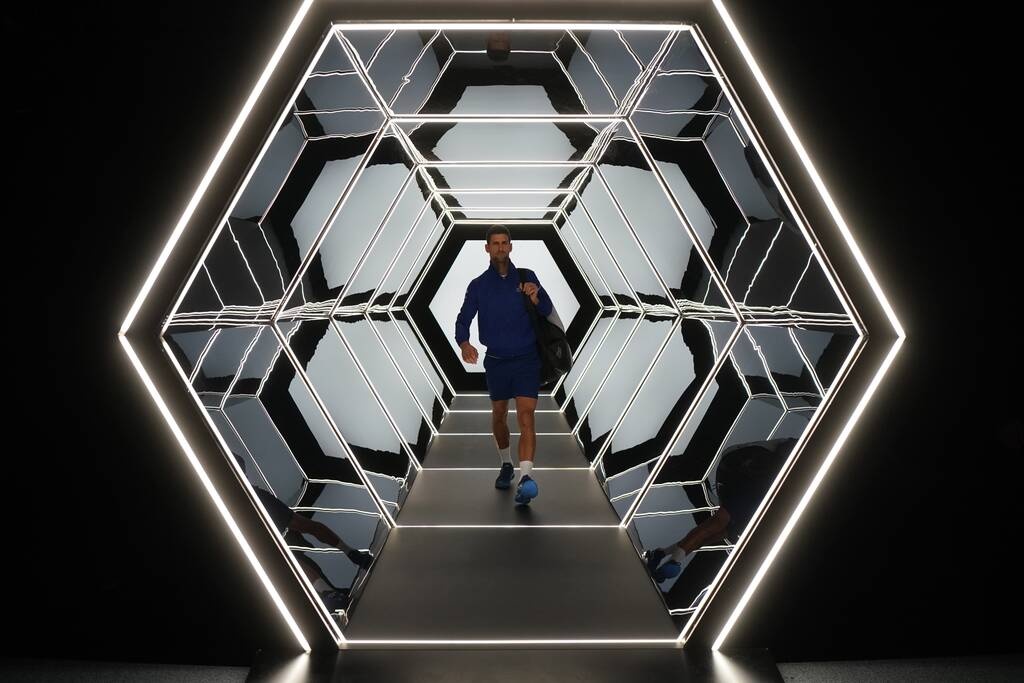 Paris Masters: Ρεβάνς για να γράψει ιστορία ο «Νόλε» με τον  37ο τίτλο Masters 1000 (photos+videos)