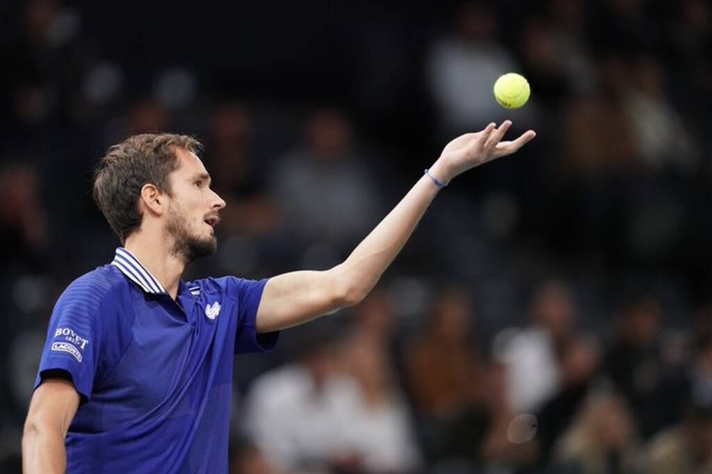 Paris Masters: Ρεβάνς για να γράψει ιστορία ο «Νόλε» με τον  37ο τίτλο Masters 1000 (photos+videos)