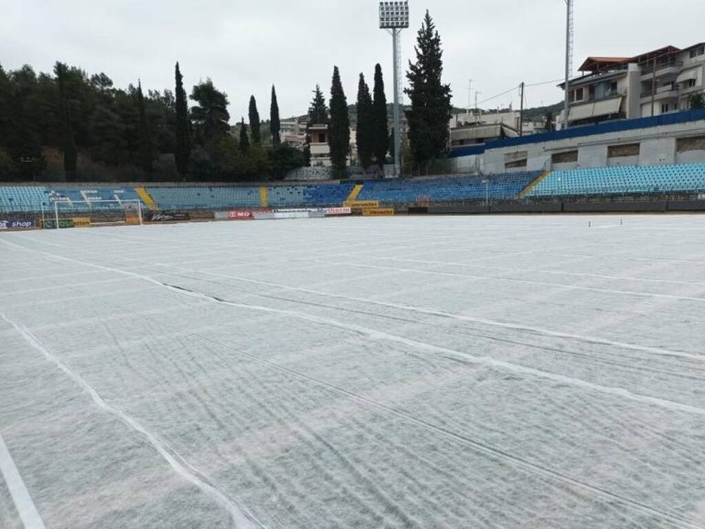Λαμία: Τρέχουν οι εργασίες στο γήπεδο για το ματς με τον Παναθηναϊκό