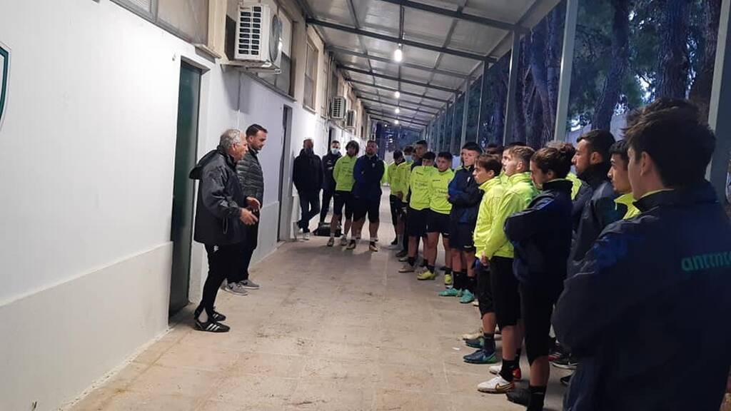 Αήττητος Σπάτων: Έκπληξη με Φυλακούρη (photos)