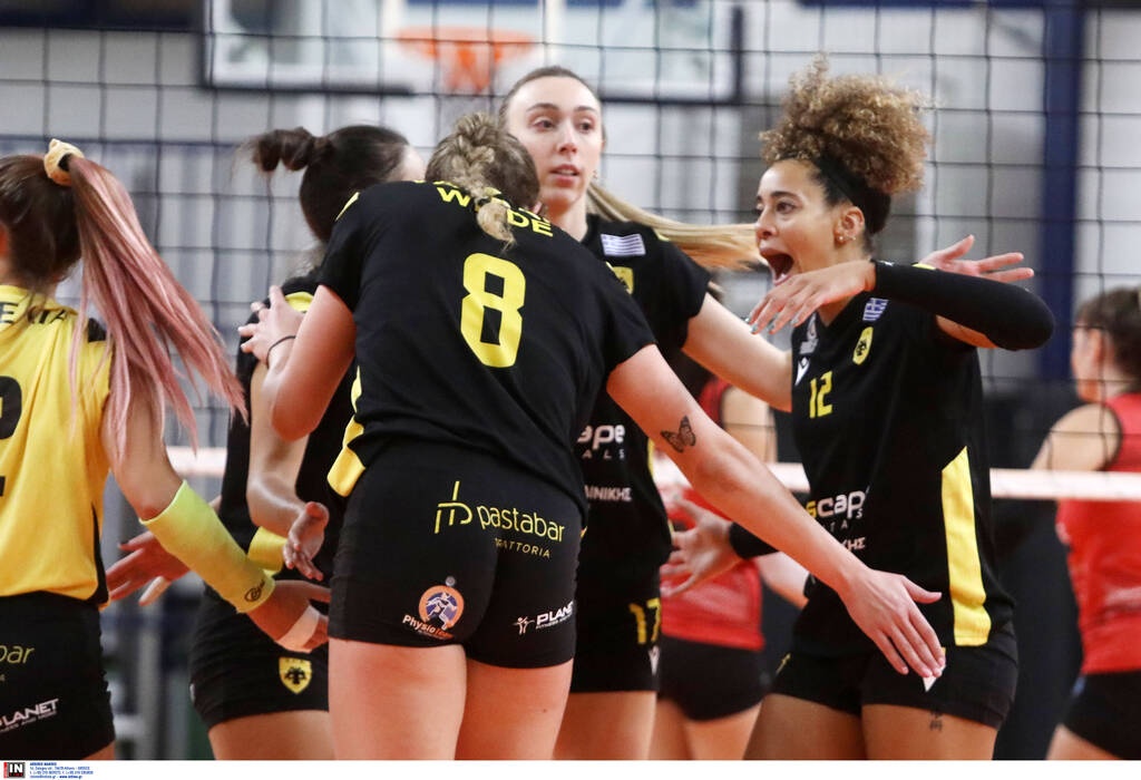 Volley League: Πέρασε από τον Πειραιά η ΑΕΚ
