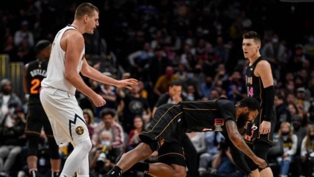 NBA: «Καμπάνα» σε Γιόκιτς (photos+video)