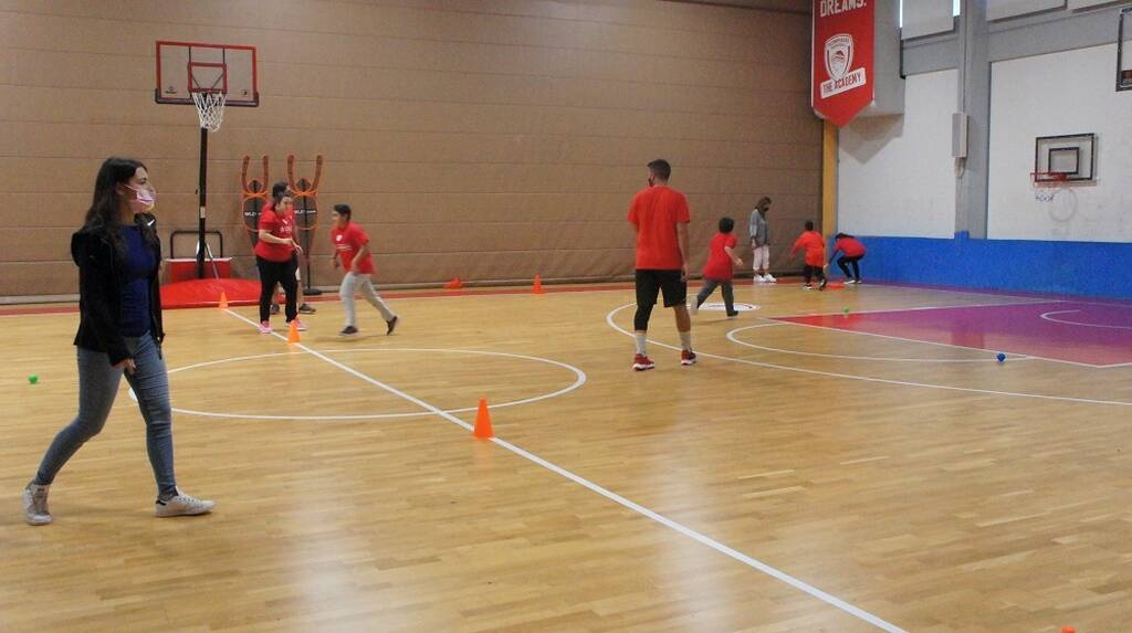 Ολυμπιακός: Ο… απρόσμενος επισκέπτης της One Team (photos)