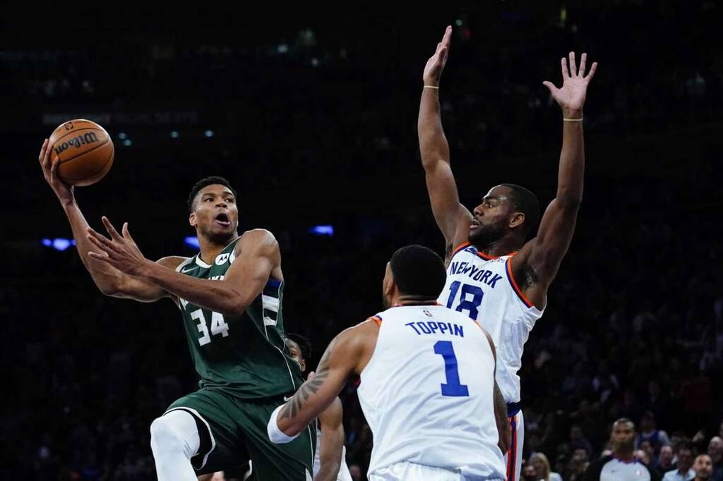 NBA: Τρίποντη απόδραση για Μπακς από τη Νέα Υόρκη (photos+video)