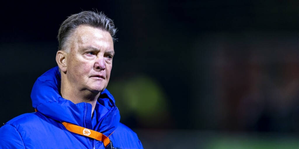 Προκριματικά Μουντιάλ 2022: Ατύχημα με το ποδήλατο ο Φαν Χάαλ – Πως πήγε στην προπόνηση (vid+pics)