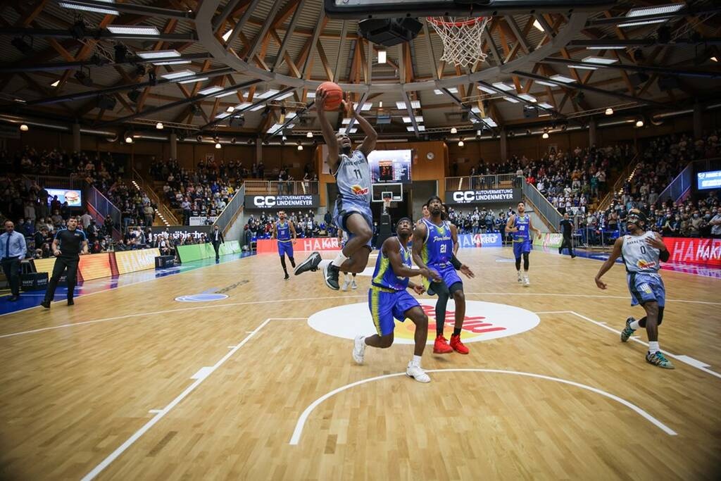 Κράιλσχαϊμ-Περιστέρι 78-55: «Αντίο» με διασυρμό (photos)