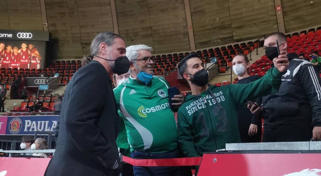 Μπάγερν - Παναθηναϊκός ΟΠΑΠ: Με Διαμαντίδη, Αλβέρτη και… κόσμο στο πλευρό του (photo)