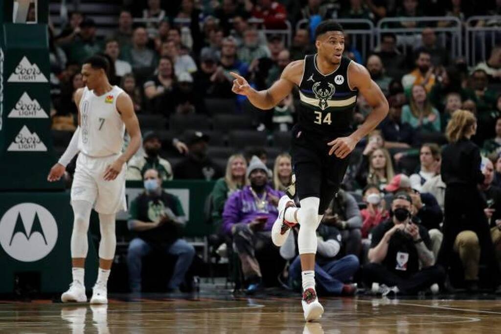 NBA: Το «καθάρισε» ο Γιάννης - Νίκη για Μπακς (photos+video)