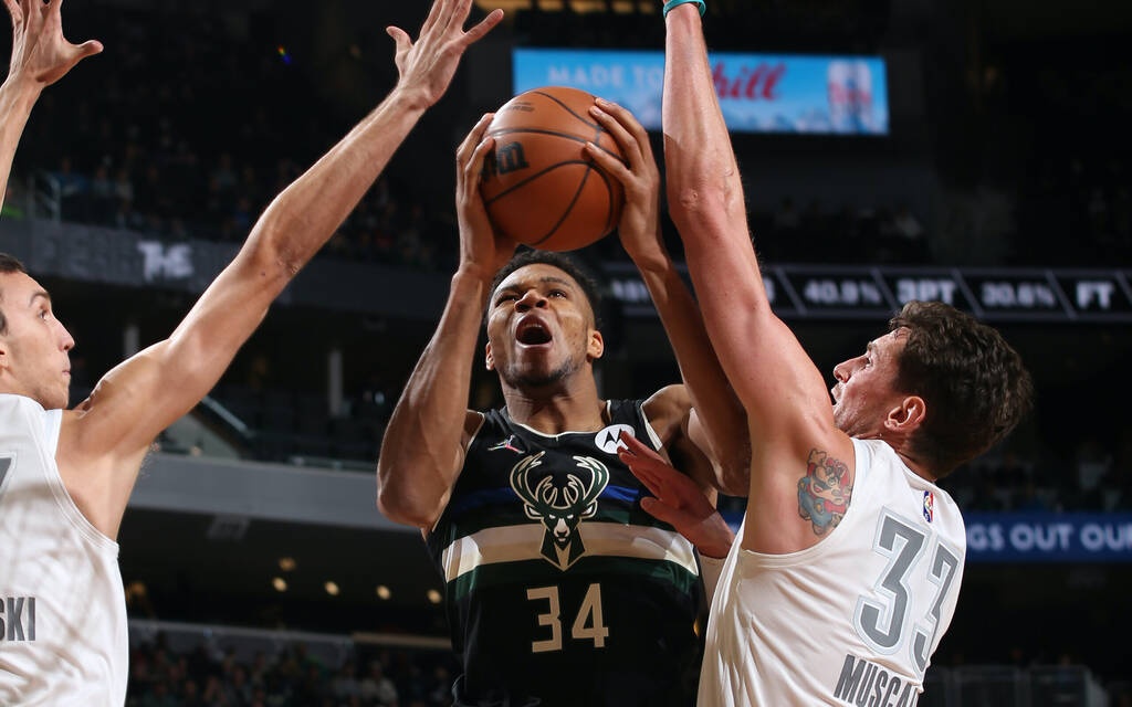 NBA: Το «καθάρισε» ο Γιάννης - Νίκη για Μπακς (photos+video)