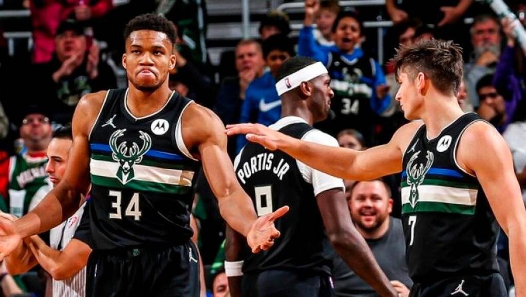 NBA: Απίθανος Αντετοκούνμπο - Νέα νίκη για Μπακς (photos+video)