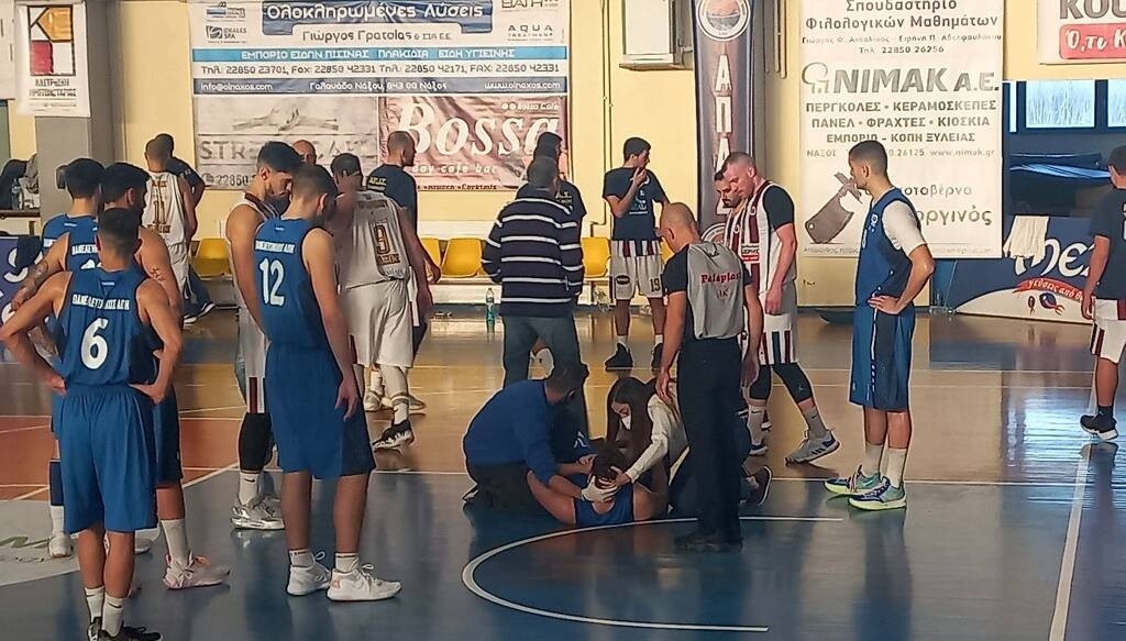 «Πάγωσαν» σε αγώνα μπάσκετ στη Νάξο - Αθλητής αποχώρησε με φορείο (video+photos)