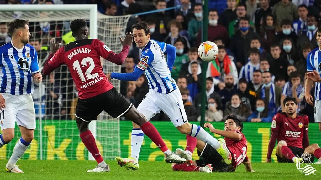 La Liga: Μπλόκο της Βαλένθια στη Ρεάλ Σοσιεδάδ, μόνη πρώτη η Ρεάλ Μαδρίτης (video+photos)