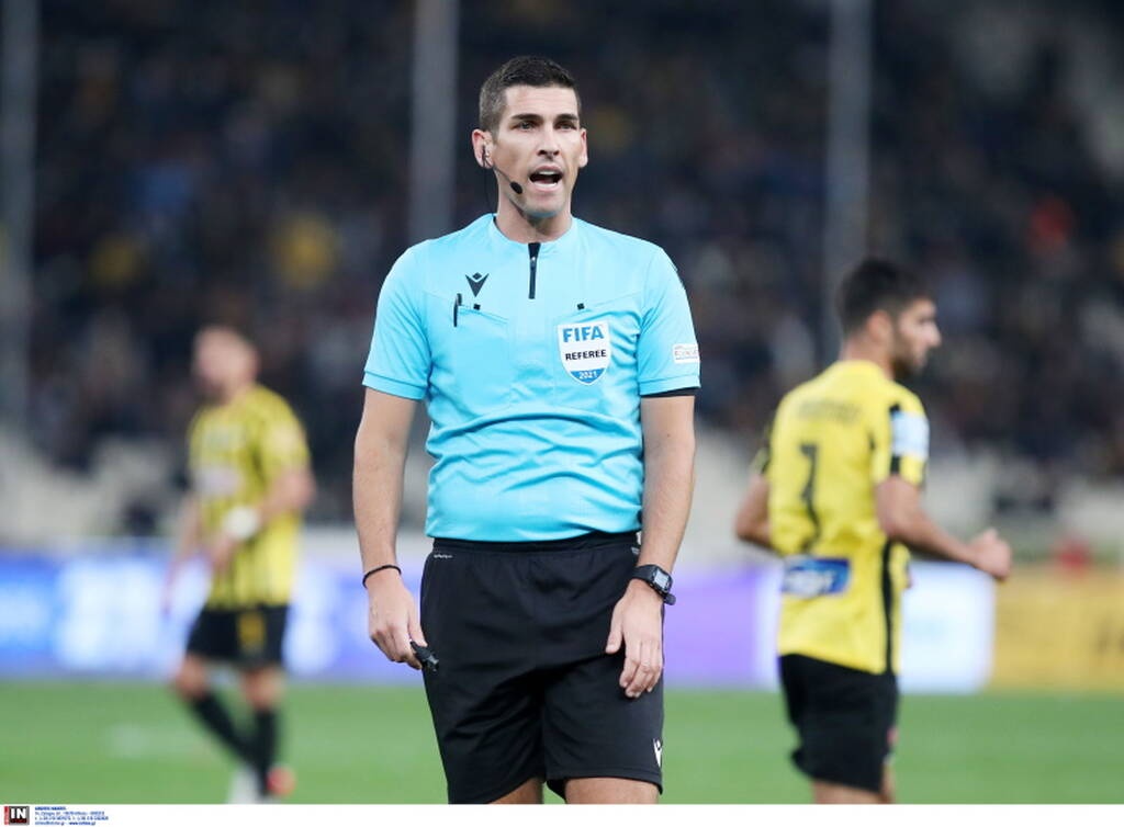 AEK-Ολυμπιακός: 'Εξαλλη η Ένωση για τη φάση με Βράνιες - «Καθαρό πέναλτι...»