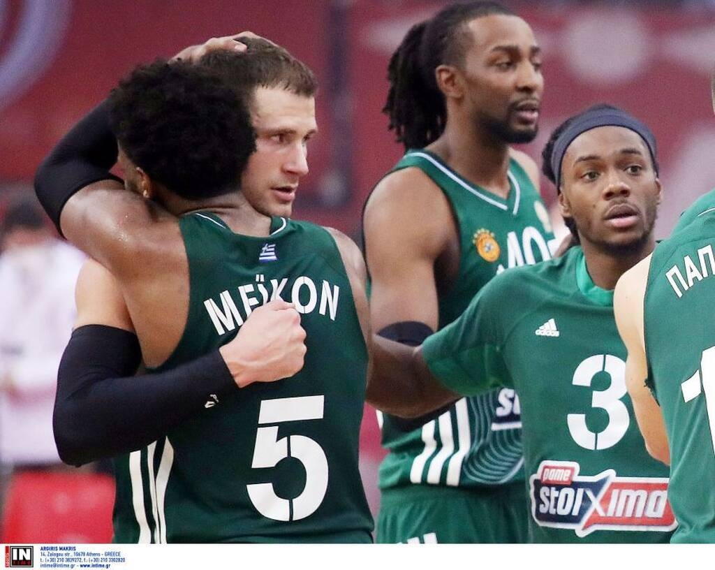 Ολυμπιακός-Παναθηναϊκός ΟΠΑΠ: Έτσι πανηγύρισαν στα αποδυτήρια του ΣΕΦ! (photos)