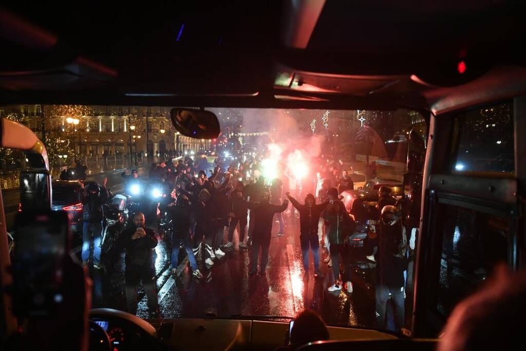 Ολυμπιακός-Παναθηναϊκός: Η νύχτα... μέρα σε Βουλή και ΟΑΚΑ για τους θριαμβευτές του ΣΕΦ (photos)