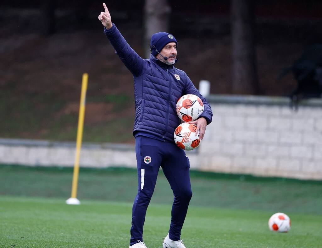 Ολυμπιακός-Φενέρμπαχτσε: Κίνδυνος σύλληψης για Περέιρα - Η καταδίκη για το ντέρμπι με Παναθηναϊκό