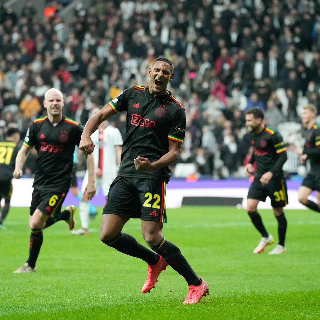 Champions League: Τρένο ο Άγιαξ, περιμένει ήττα της Σέριφ η Ίντερ για τους «16» (video+photos)