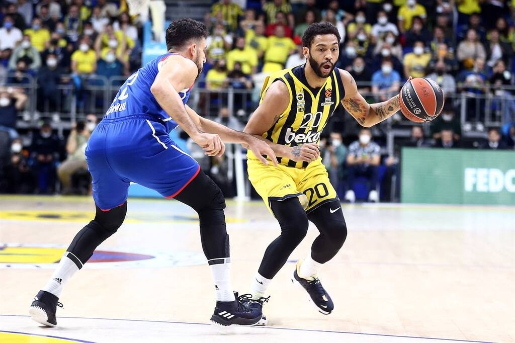 Φενέρμπαχτσε-Αναντολού Εφές 84-89: Με υπογραφή Λάρκιν!