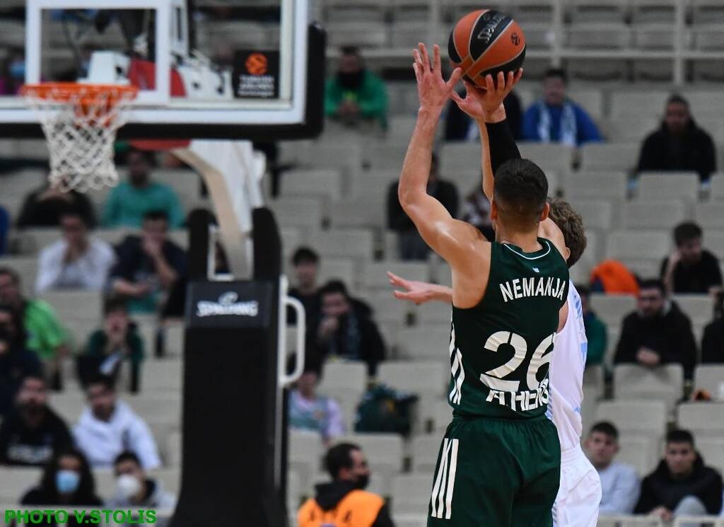 Video-Analysis: Δύο μυθικά plays του Πρίφτη, με κρυφό «ήρωα» τον Νέντοβιτς