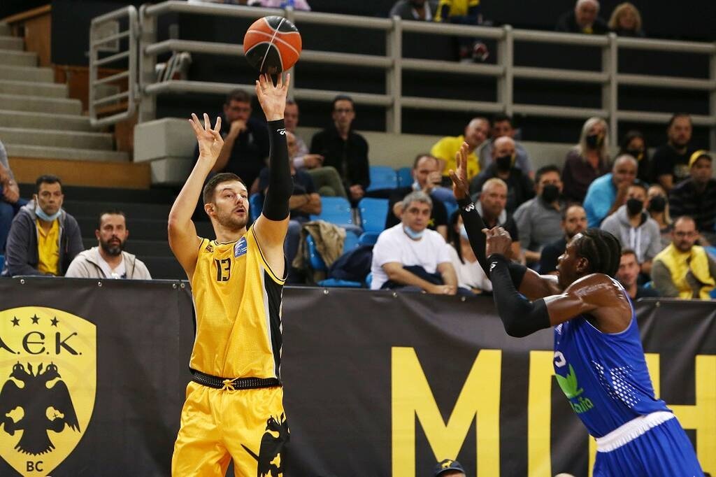 Στέφαν Γέλοβατς