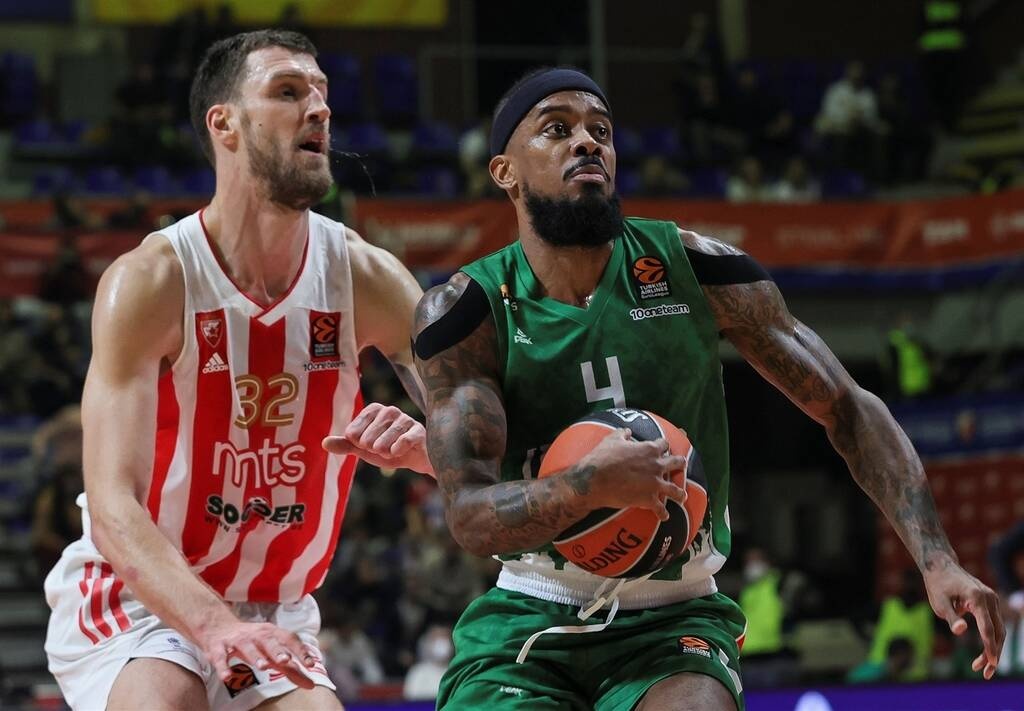 Ερυθρός Αστέρας-Ούνικς Καζάν 78-98: «Τρένο» πάει με Χεζόνια!