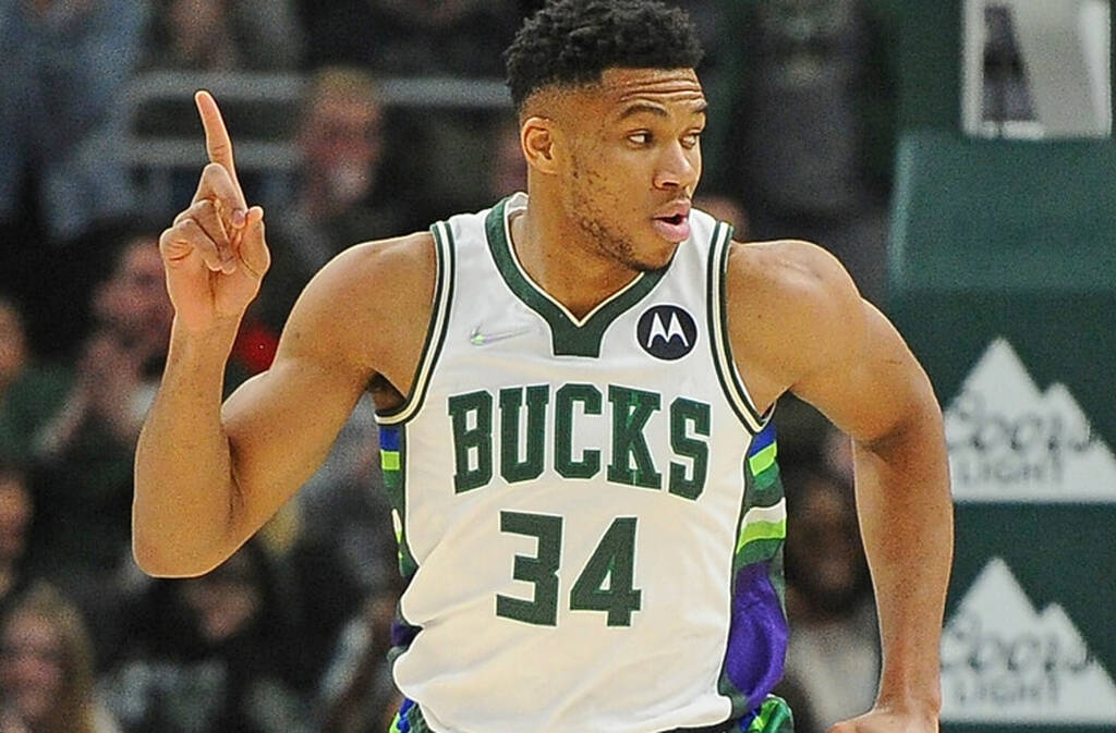 NBA: Συνεχίζουν απτόητοι Μπακς και Γιάννης (photos+video)