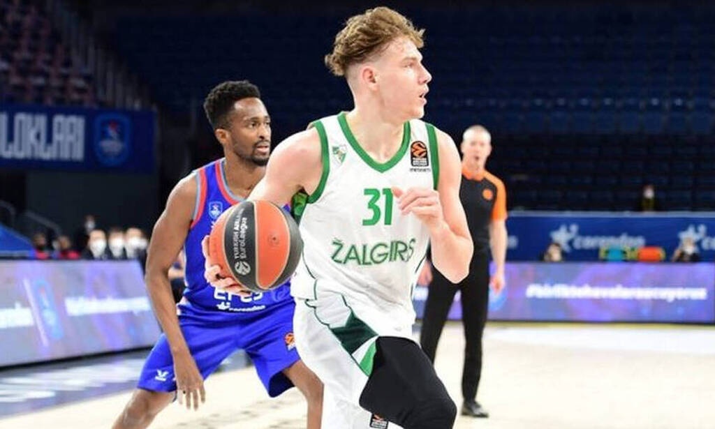 Euroleague: Θυμήθηκε τον Γιοκουμπάιτις της... Ζαλγκίρις (video)