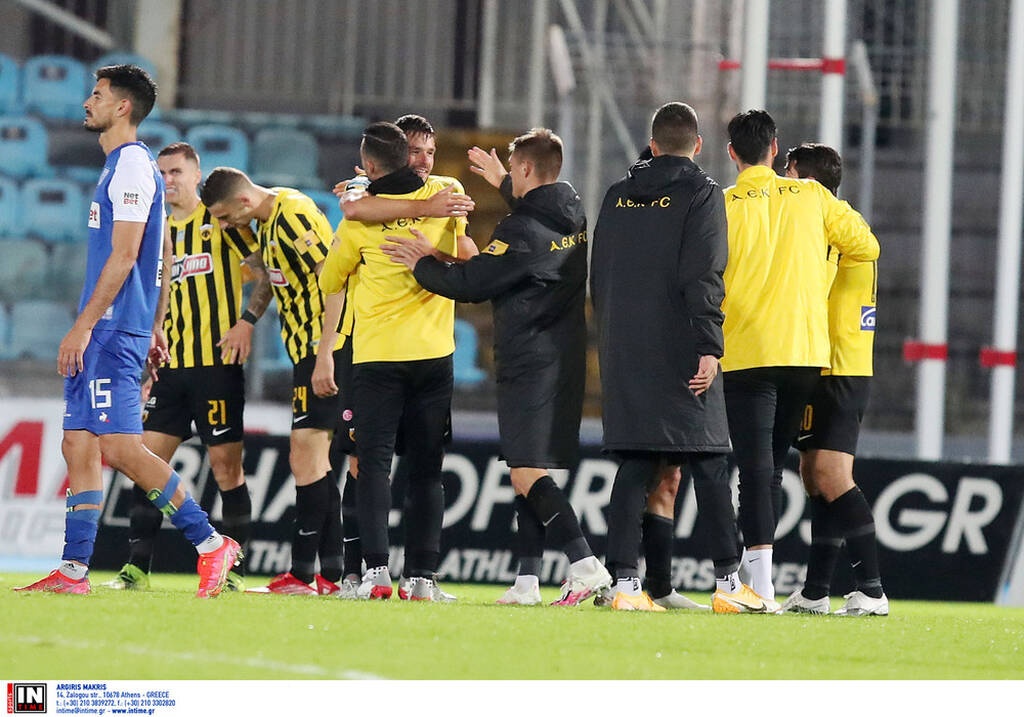 ΠΑΣ Γιάννινα-ΑΕΚ: Ξέσπασμα χαράς στο γκολ του Σάκχοφ (photos)