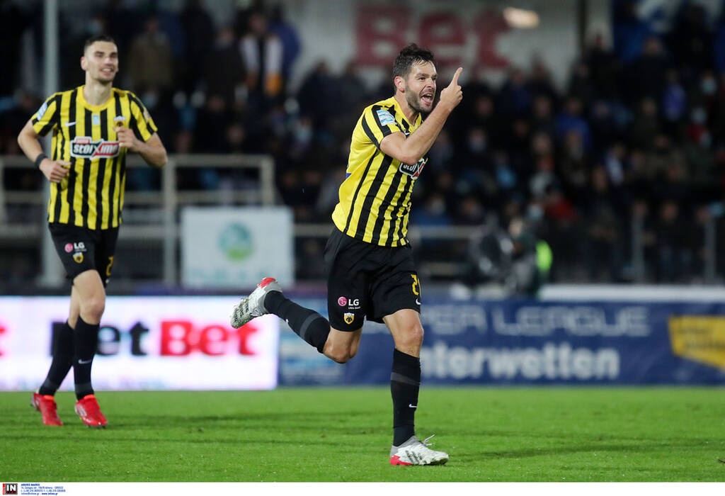 ΠΑΣ Γιάννινα-ΑΕΚ: Ξέσπασμα χαράς στο γκολ του Σάκχοφ (photos)