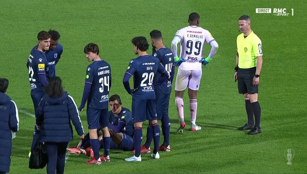 Μπελενένσες-Μπενφίκα: Οριστική διακοπή στο ματς παρωδία - Έμειναν με έξι παίκτες οι γηπεδούχοι