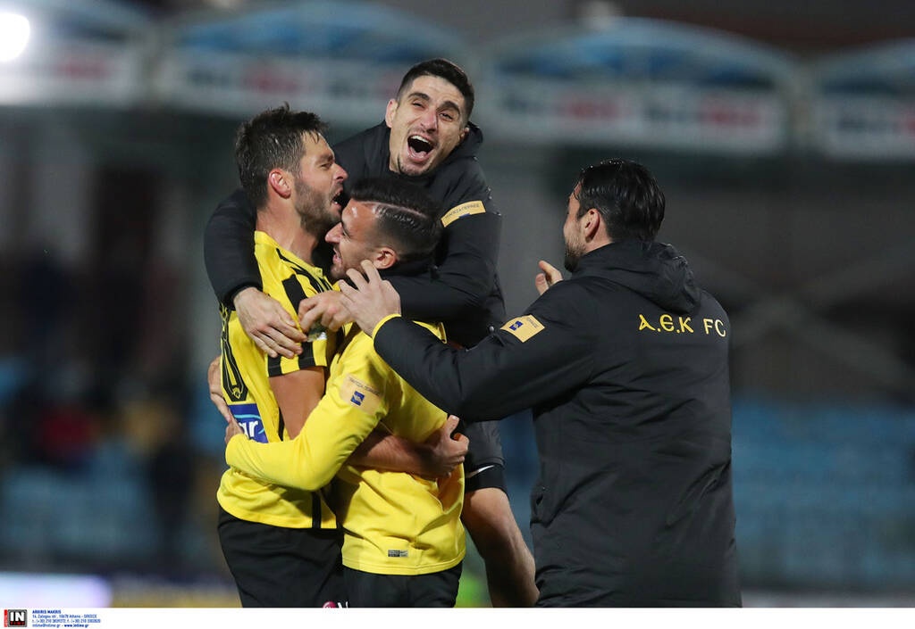 ΠΑΣ Γιάννινα-ΑΕΚ: Ξέσπασμα χαράς στο γκολ του Σάκχοφ (photos)
