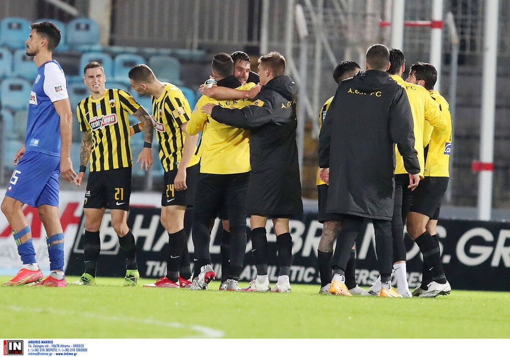 ΠΑΣ Γιάννινα-ΑΕΚ: Ξέσπασμα χαράς στο γκολ του Σάκχοφ (photos)